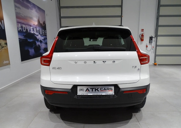 Volvo XC 40 cena 118900 przebieg: 64000, rok produkcji 2019 z Orzysz małe 79